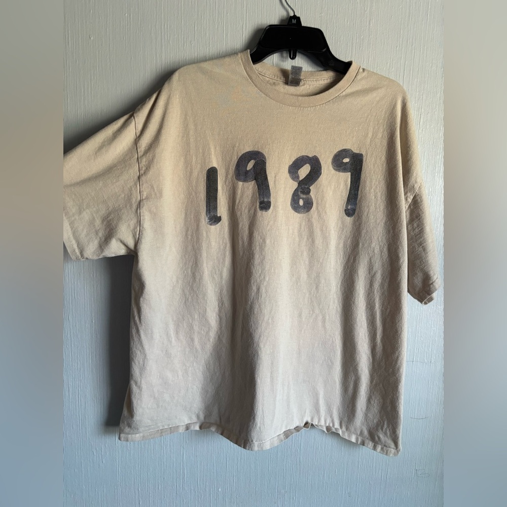Gildan 1989 T-Shirt - Picture 1 of 5